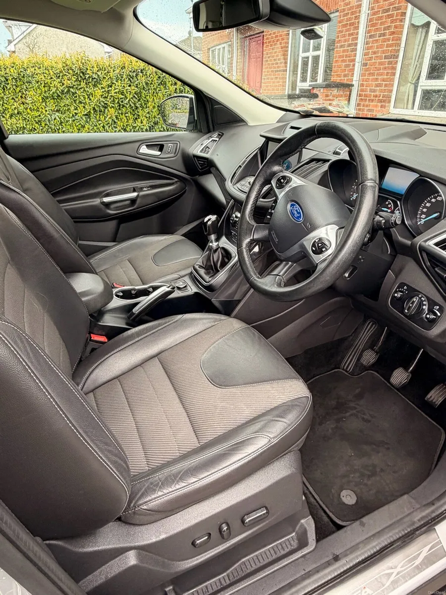 Ford Kuga Titanium 2LT - Image 4