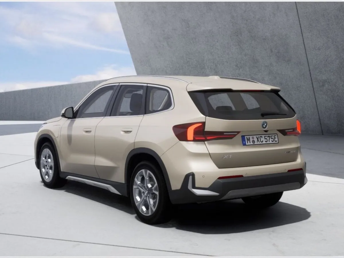 BMW X1 xDrive25e xLine - Image 2