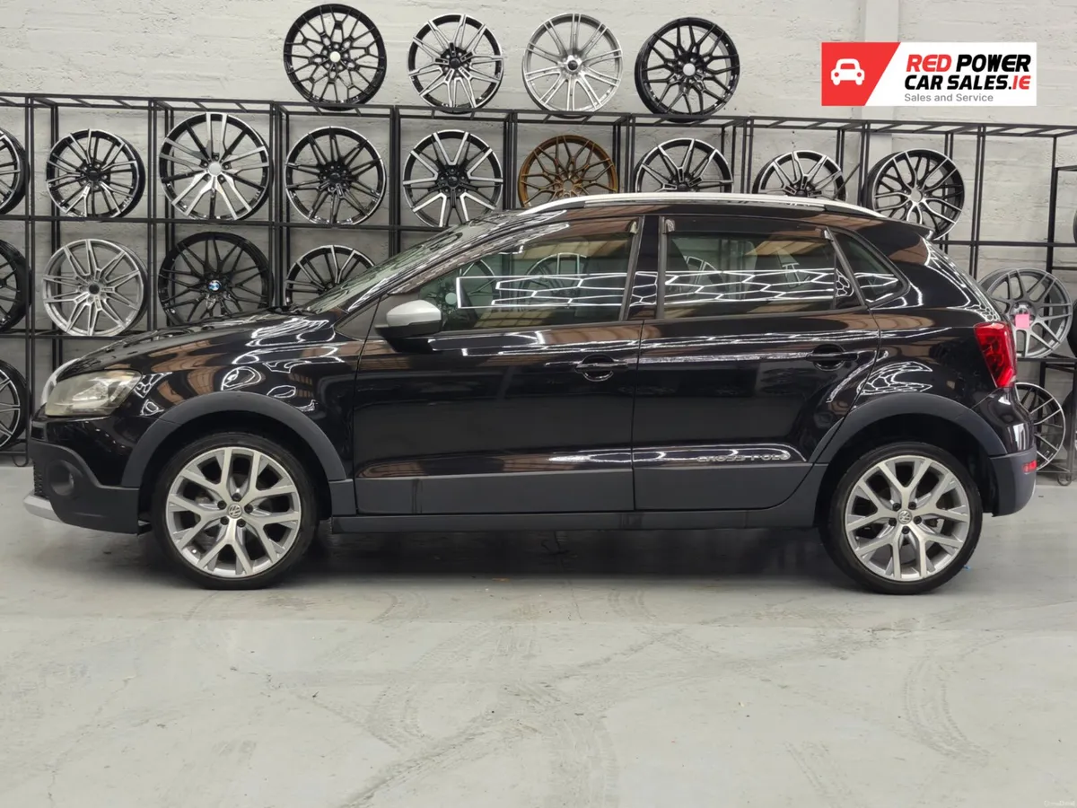 207 VOLKSWAGEN CROSS POLO AUTO - Image 4