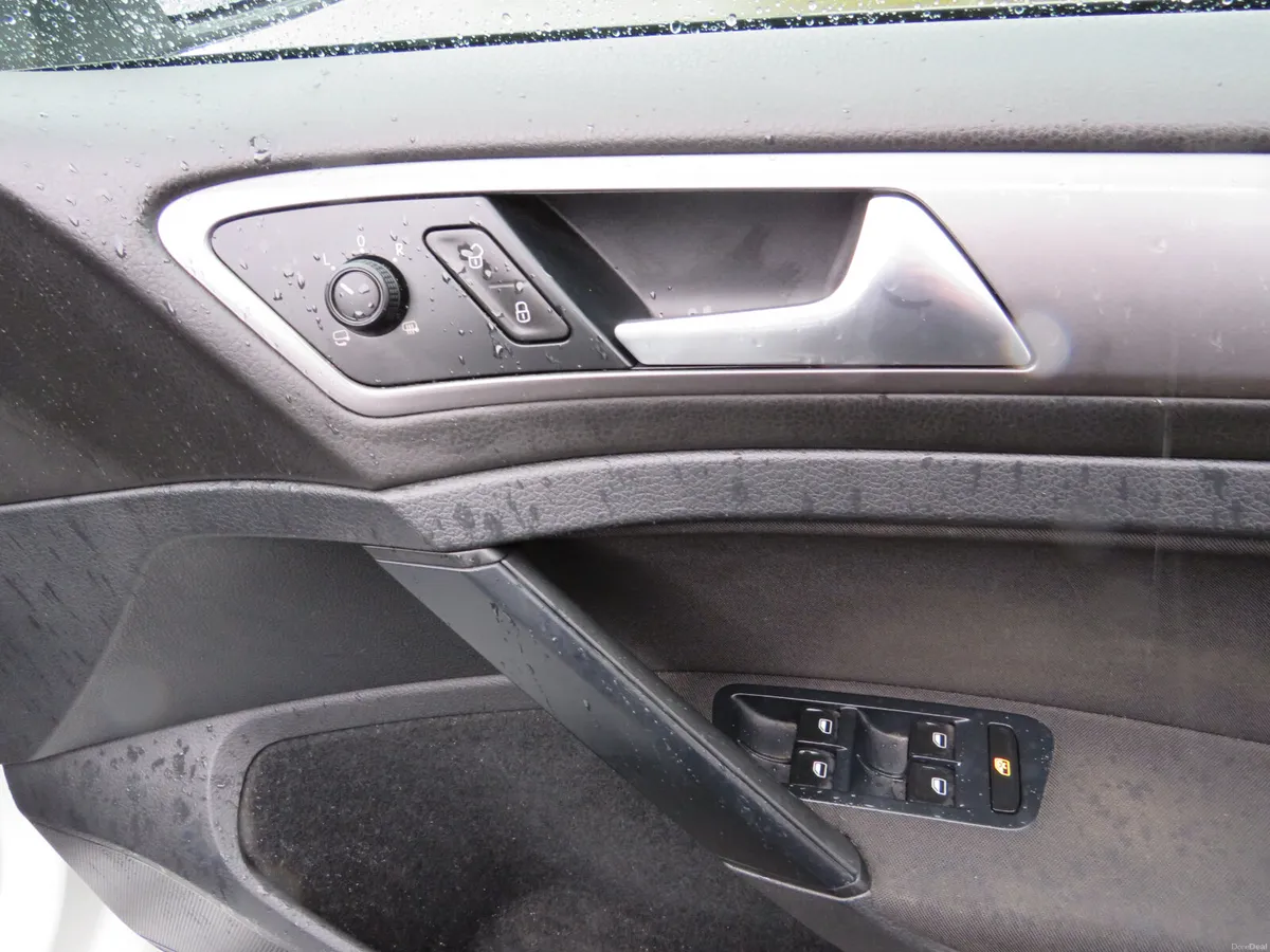 2014 VW GOLF 5DR TSI IN WHITE 82KMH - Image 2