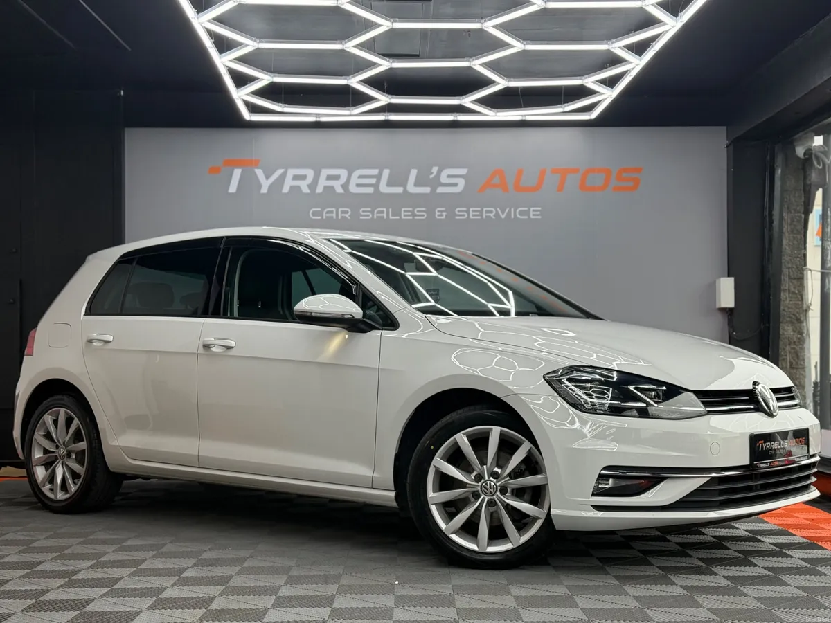Vw Golf 1.2TSI DSG Comfortline "HIGH SPEC" 2018 - Image 1