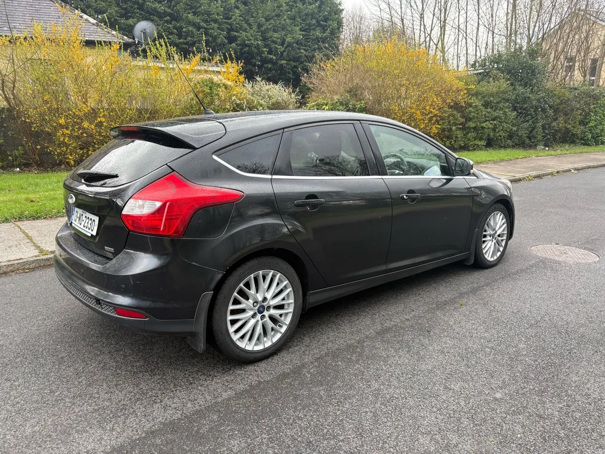 2013 Ford Focus Zetec NCT 09/26 - Image 2