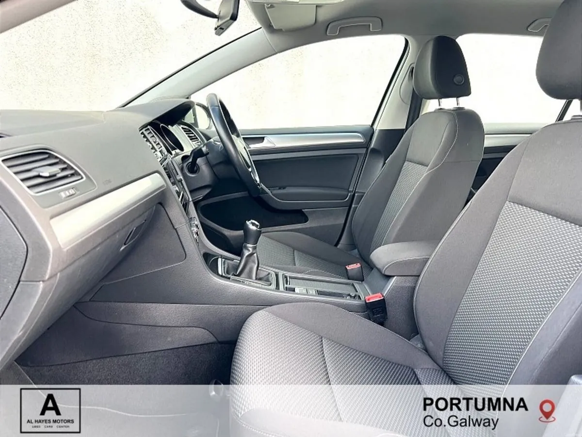 Volkswagen Golf 1.0 TSI 85HP Trendline - Image 4