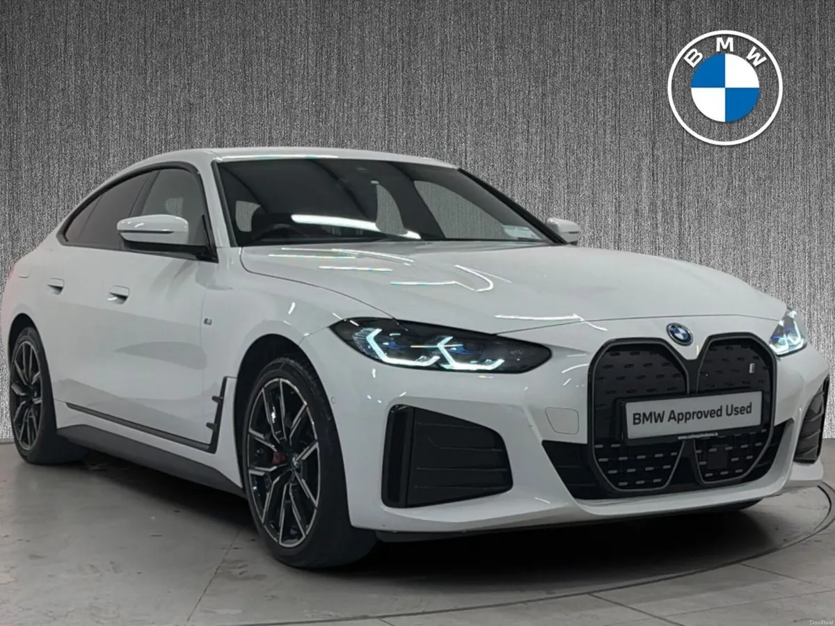 BMW i4 eDrive40 M Sport PRO & VISIBILITY PACK - Image 1