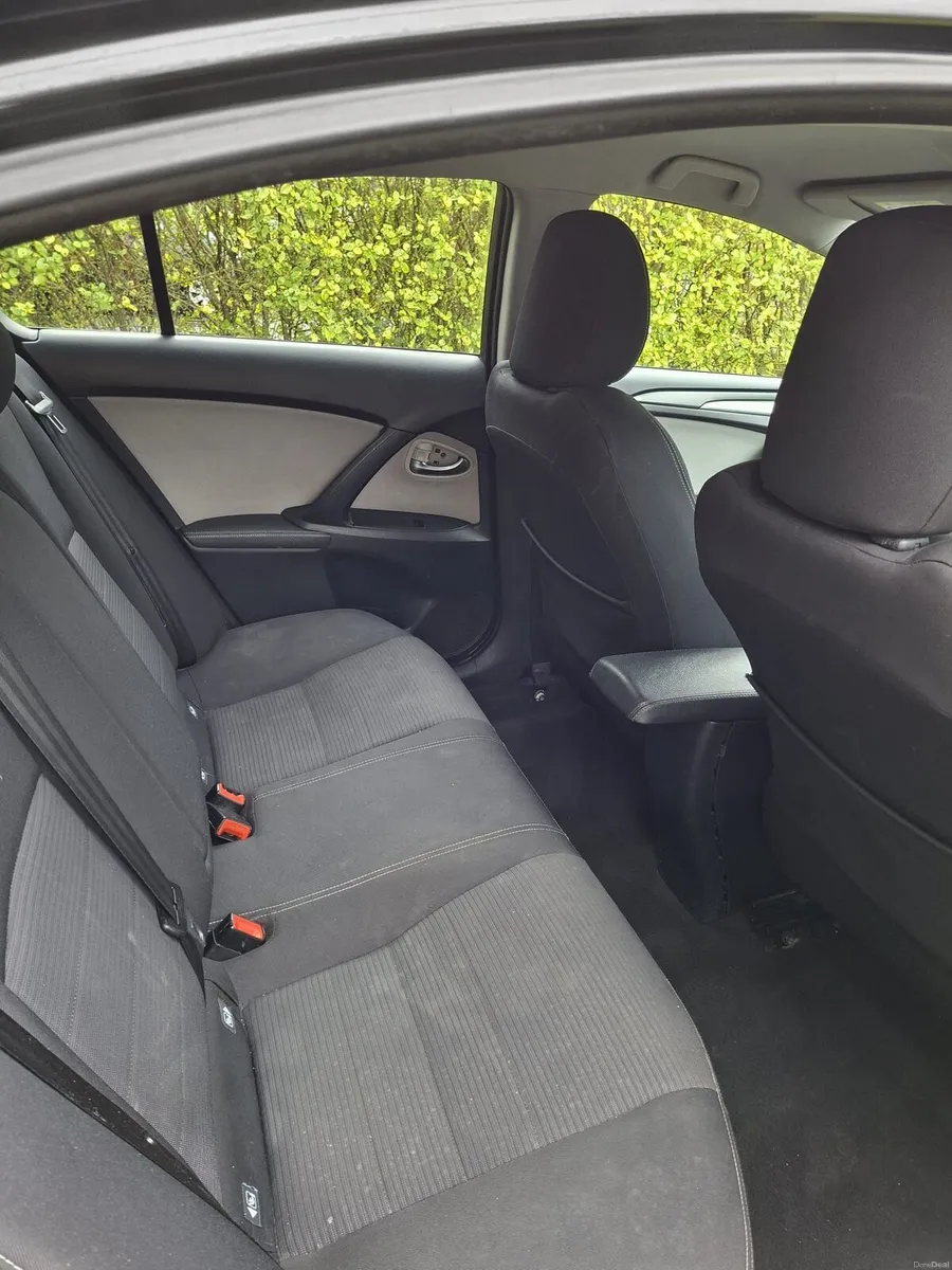 Toyota Avensis - Image 3