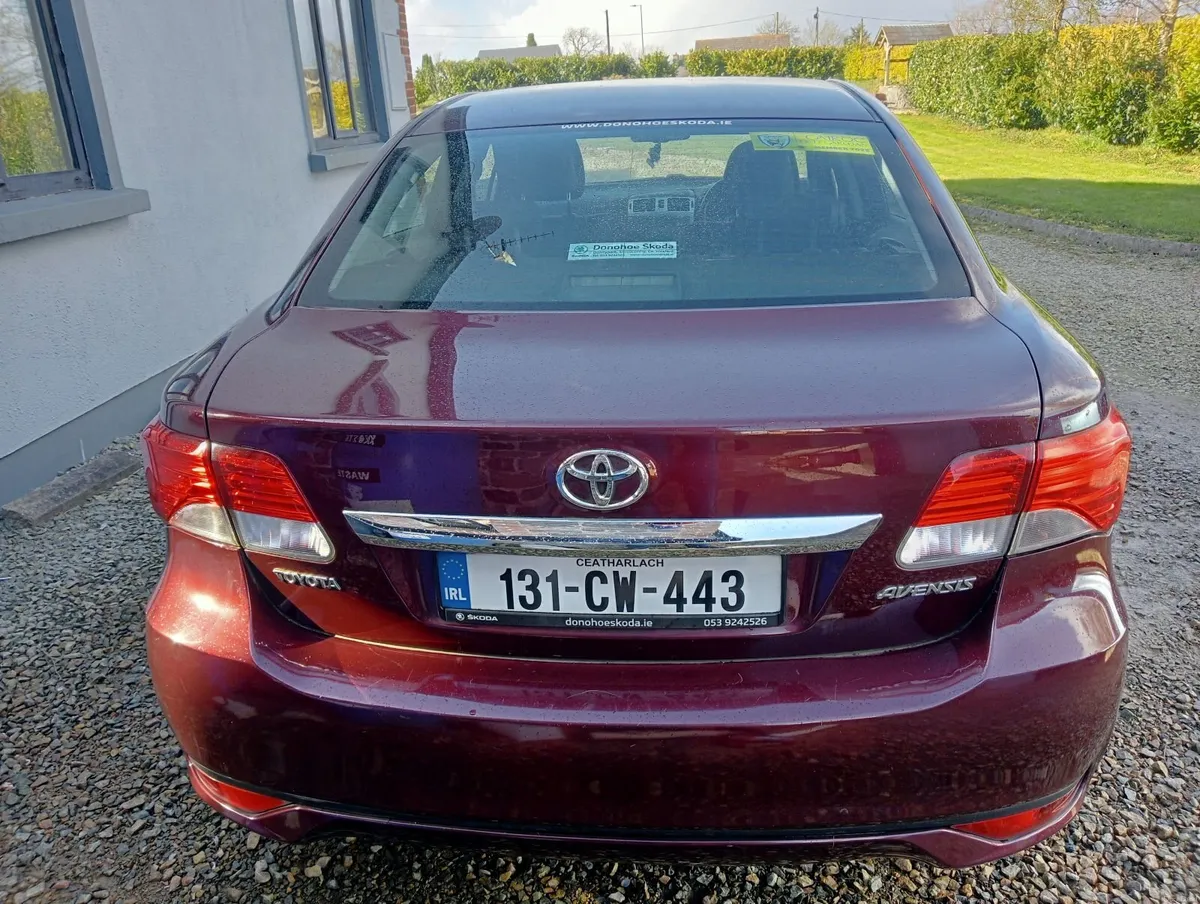Toyota Avensis 2013 - Image 1