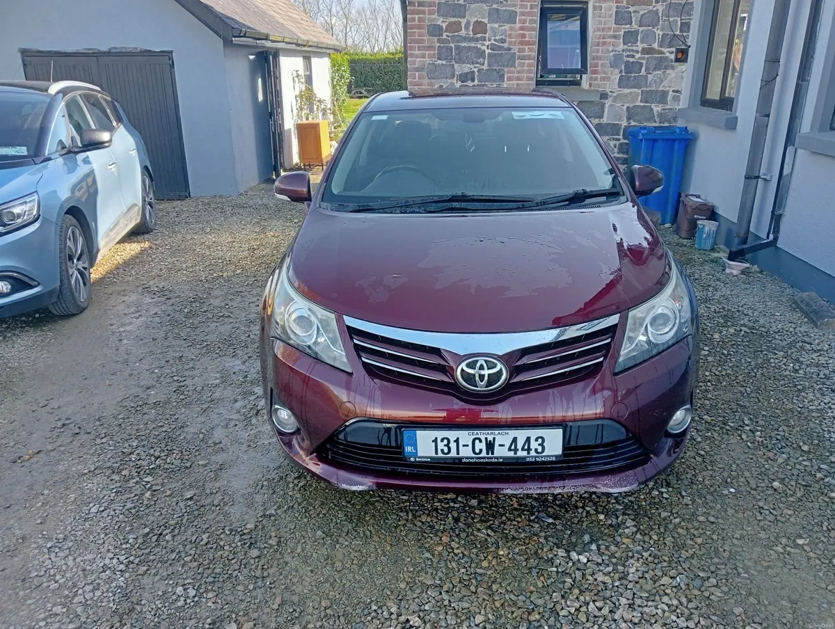 Toyota Avensis 2013 - Image 2