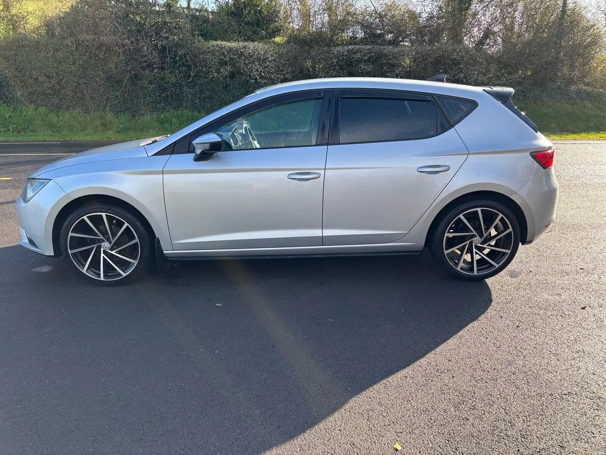 152 SEAT LEON 1.6TDI SE TECH PACK NCT&TAX MINT - Image 4