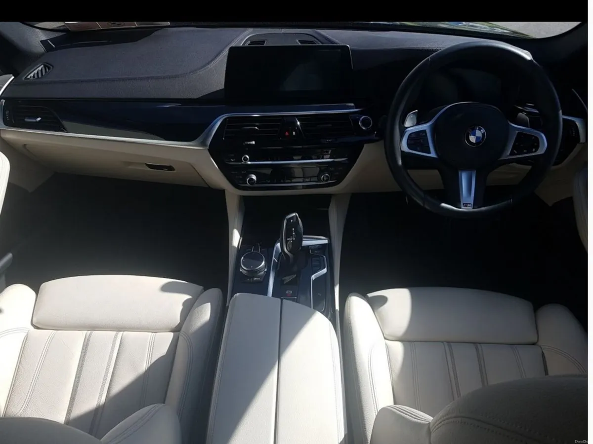 BMW 5-Series 520d M Sport Auto - Image 3