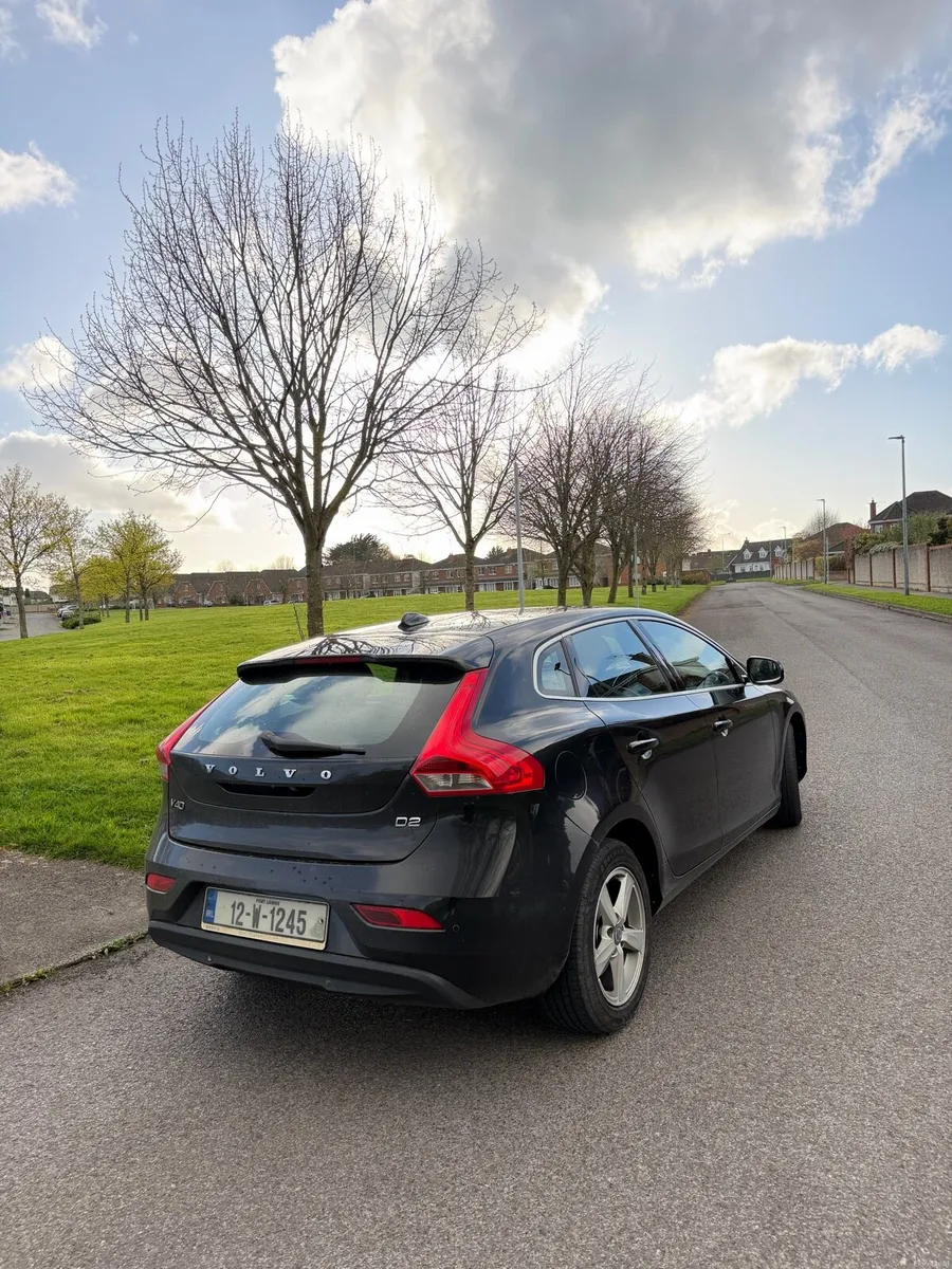 2012 Volvo V40 D2 1.6 diesel | NCT 11/26 & Tax - Image 3