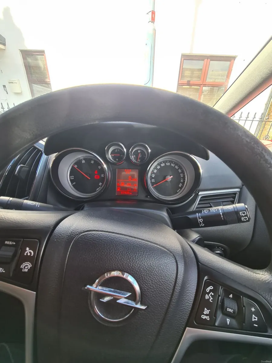 Opel Zafira 2014 - Image 3