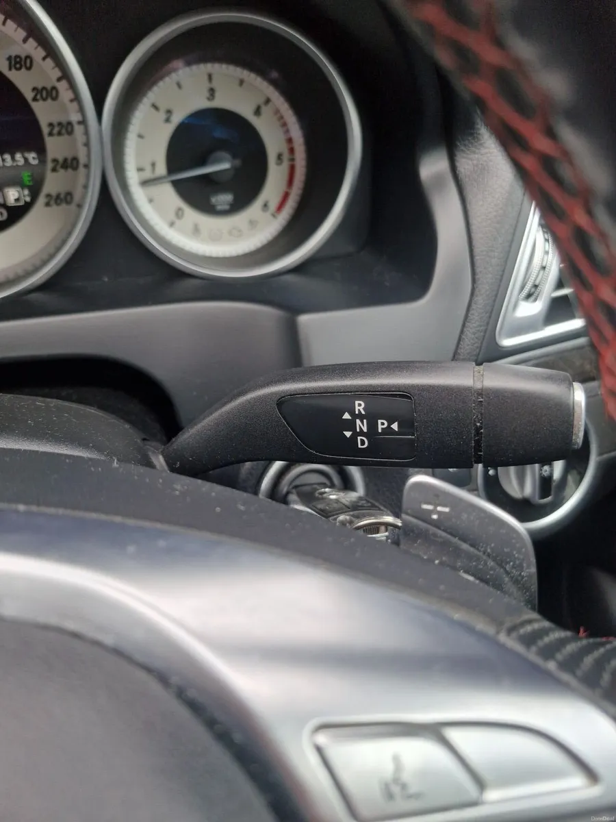 Mercedes-Benz E-Class 2015 - Image 4