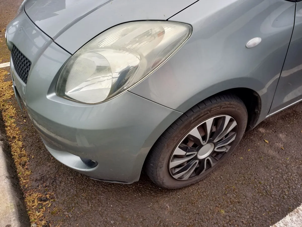 Toyota Yaris 2008 - Image 3