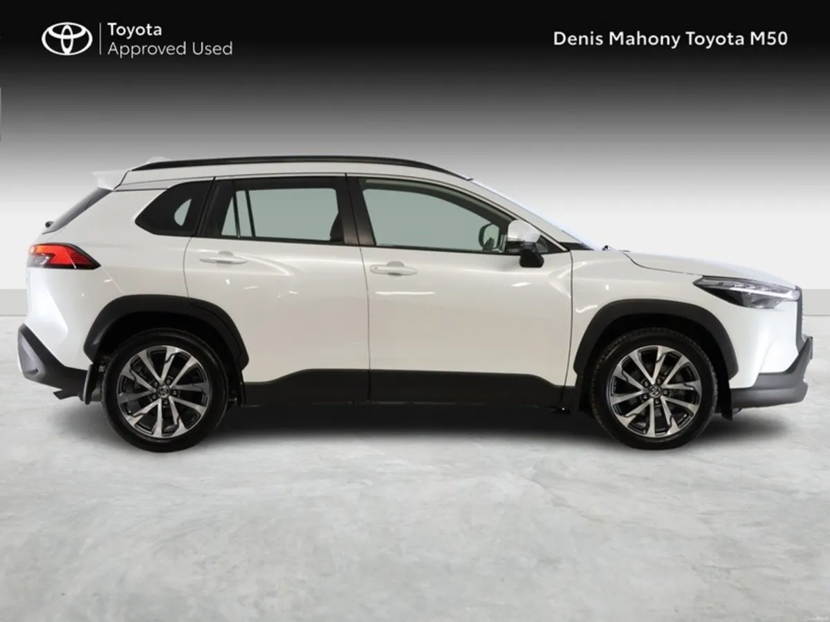 Toyota Corolla Cross Sol Hybrid - Image 3