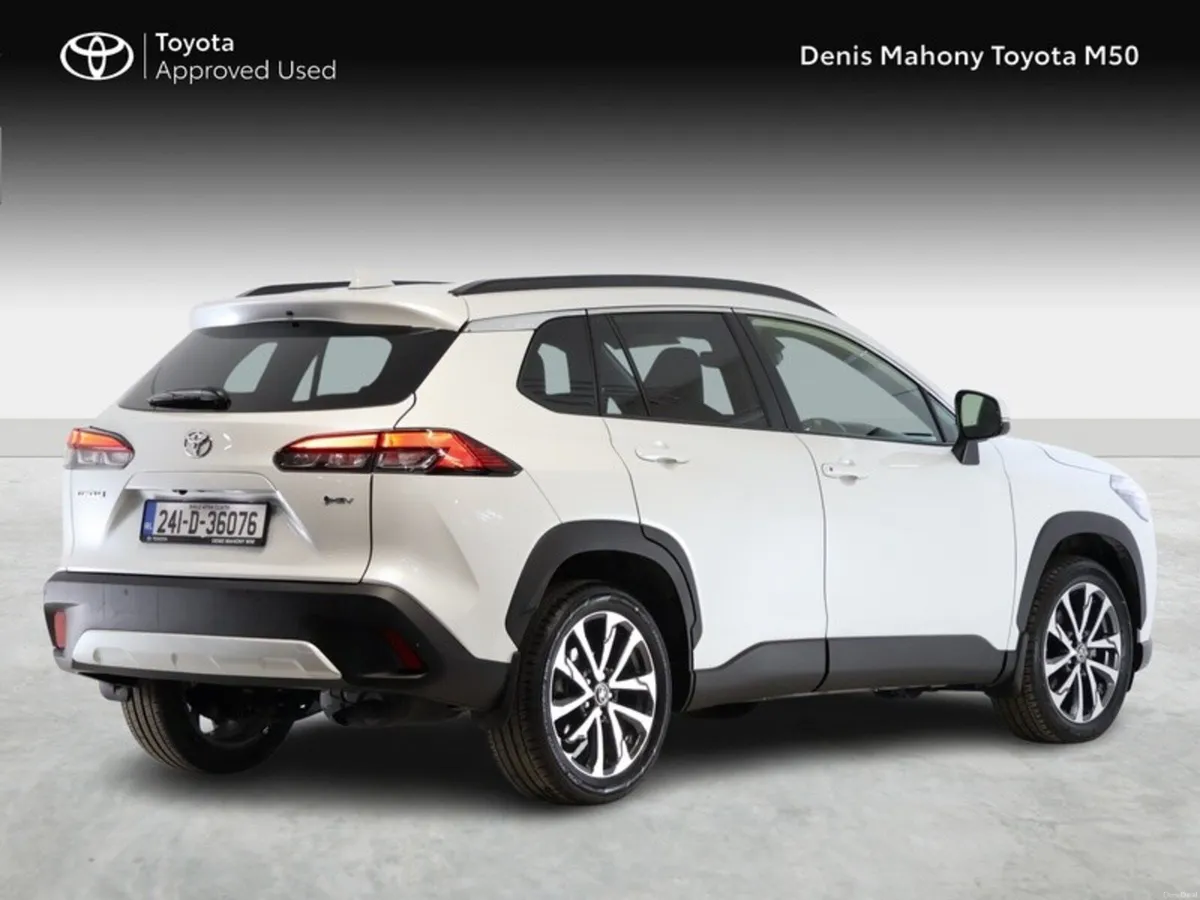 Toyota Corolla Cross Sol Hybrid - Image 2