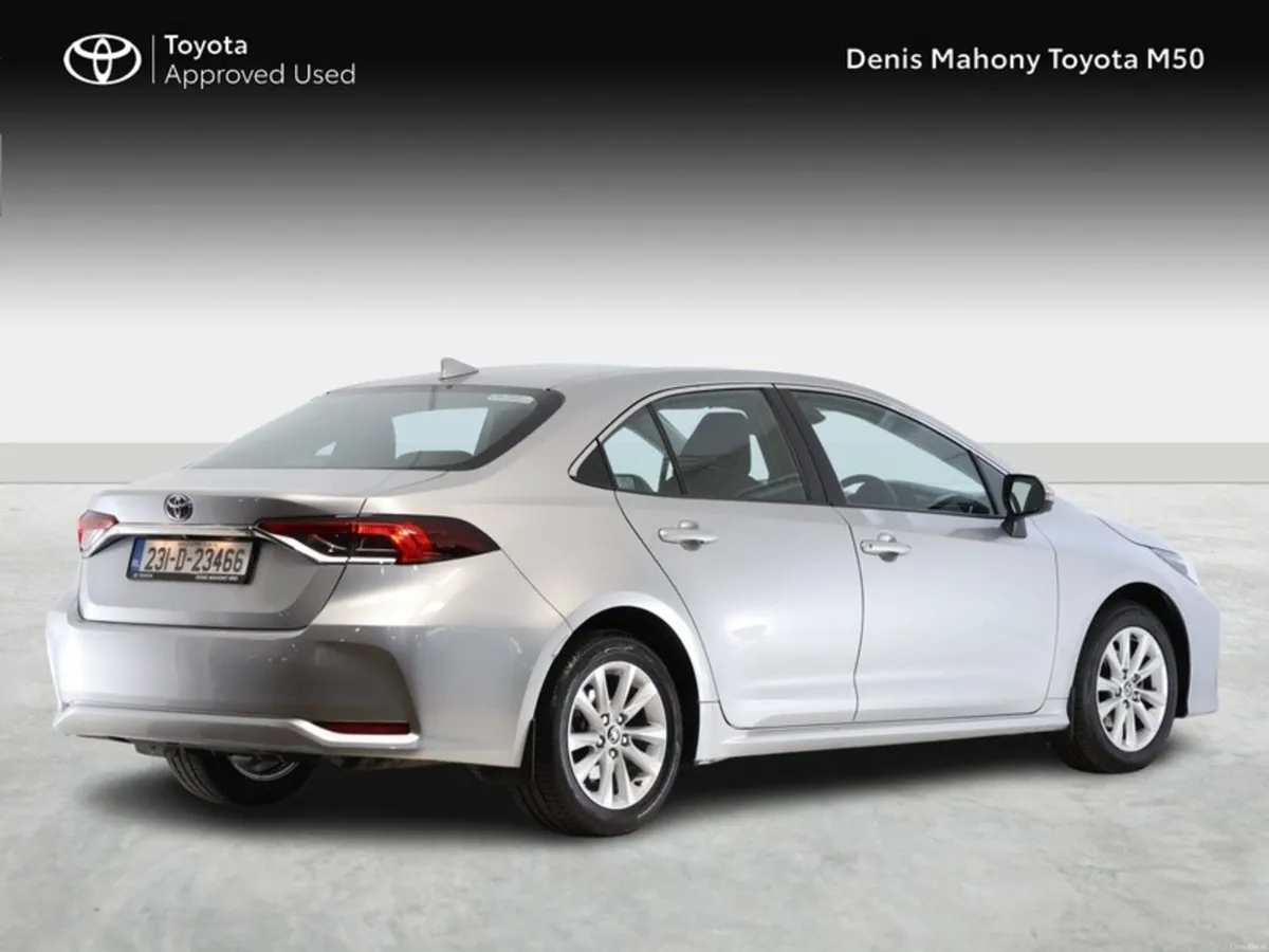 Toyota Corolla Luna Hybrid Saloon - Image 2