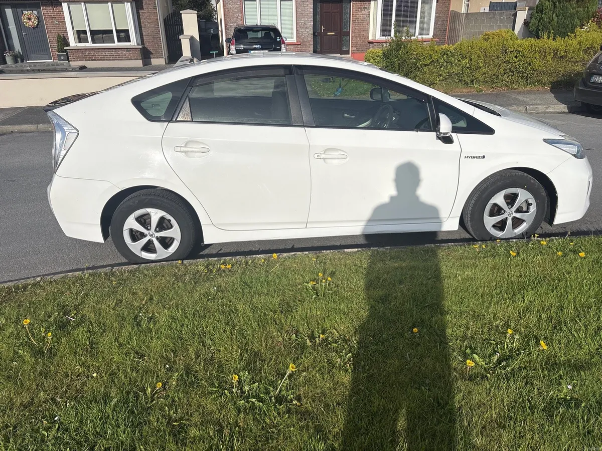 Toyota Prius 2012 - Image 3