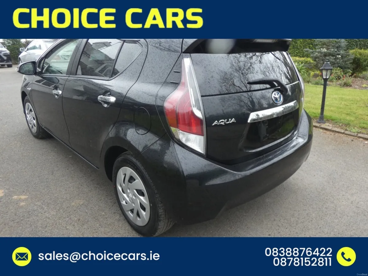 Toyota Aqua 1.5 HYBRID - Image 4