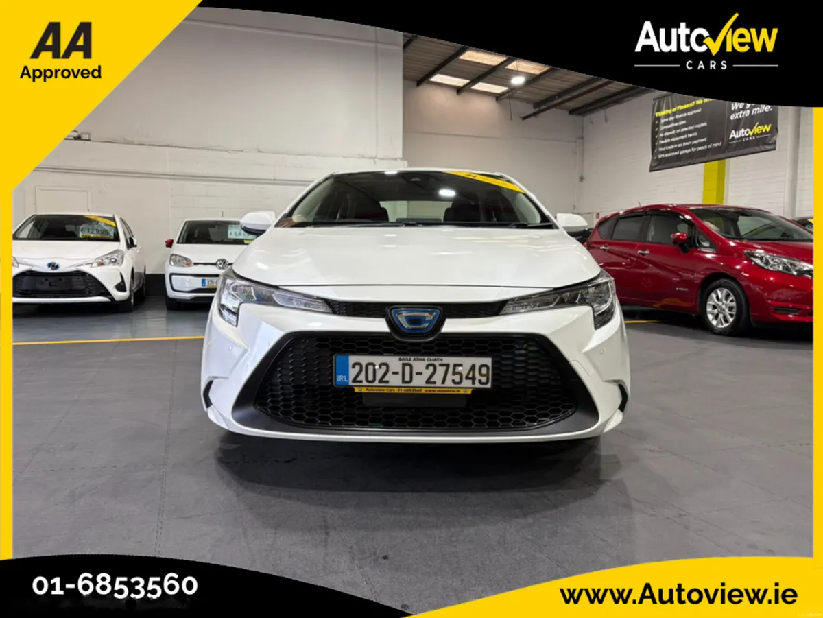 Toyota Corolla Saloon 1.8 Self-Charging Hybrid Aut - Image 3