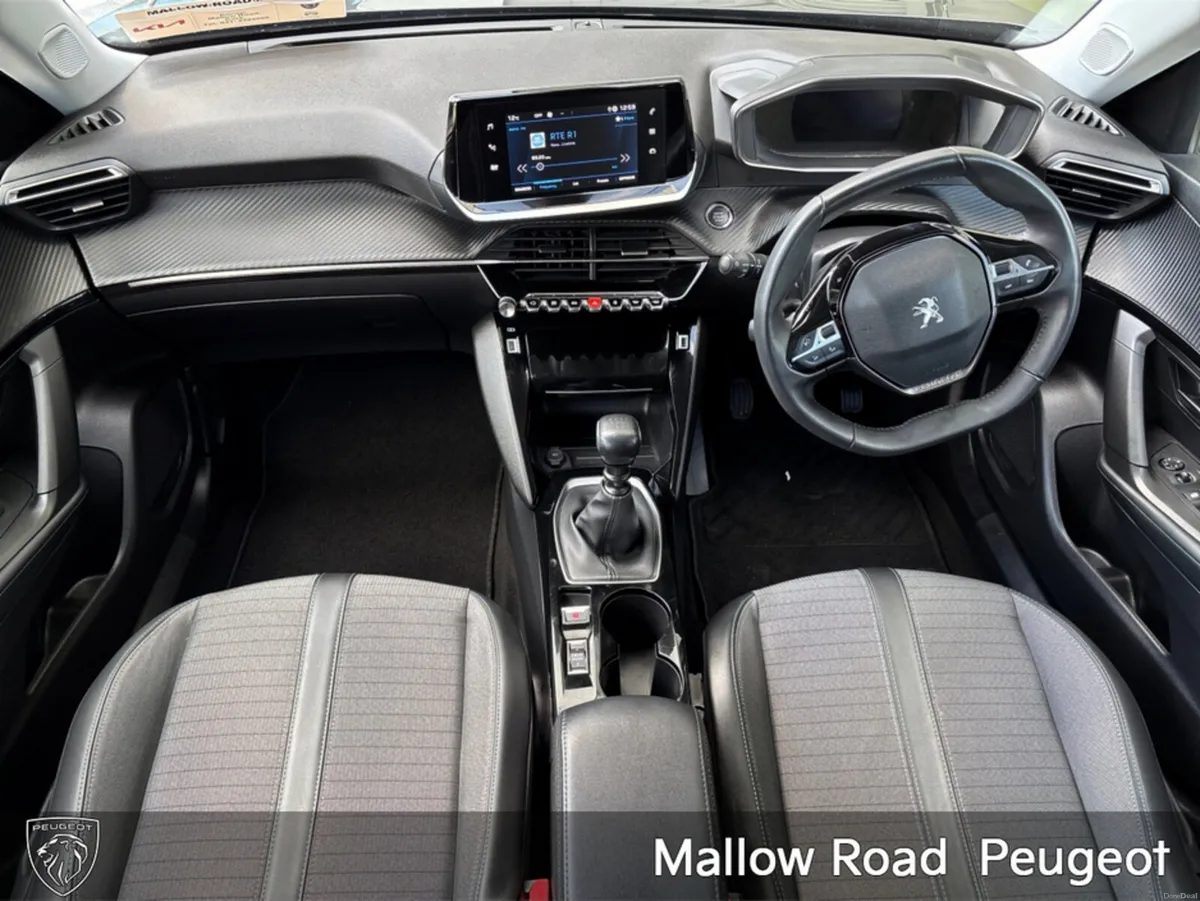 Peugeot 2008 ALLURE 1.2 100 4DR - Image 4