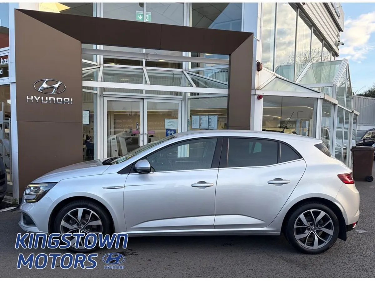 Renault Megane Dynamique S NAV DCI 130 4DR - Image 3