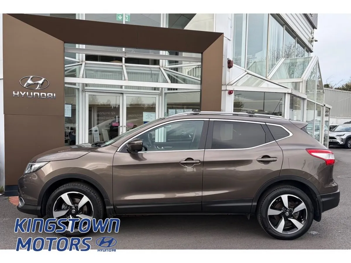 Nissan Qashqai SV CVT Premium E6 4DR Auto - Image 3