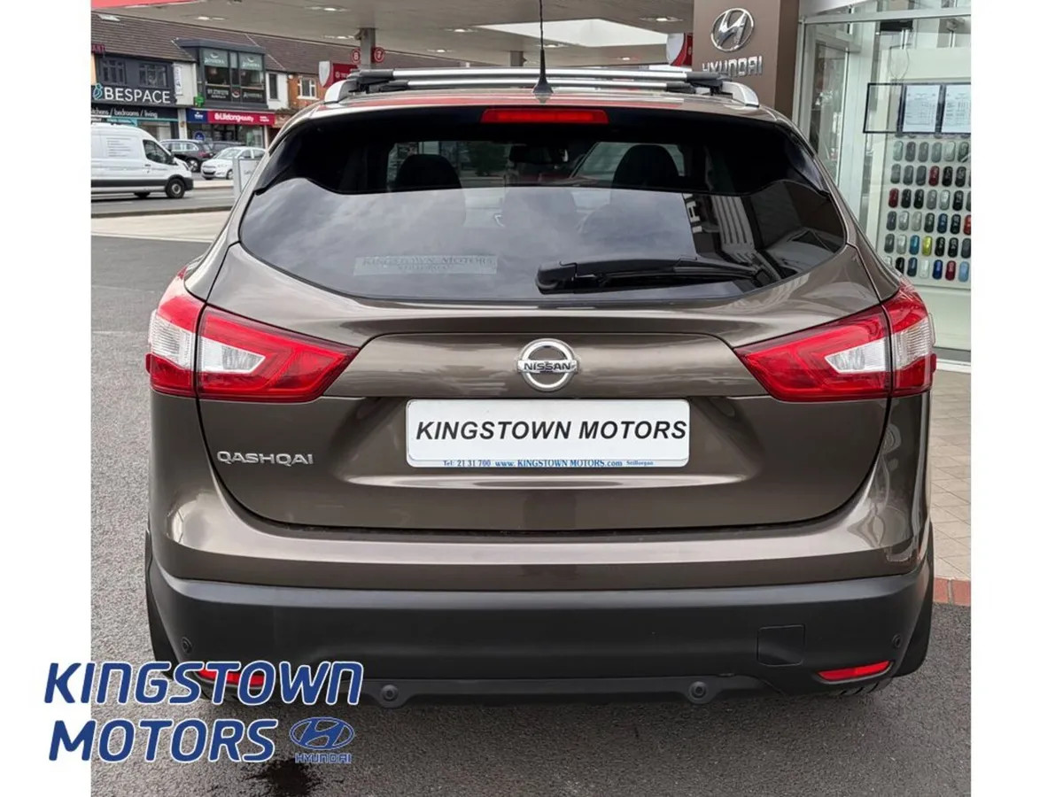 Nissan Qashqai SV CVT Premium E6 4DR Auto - Image 4