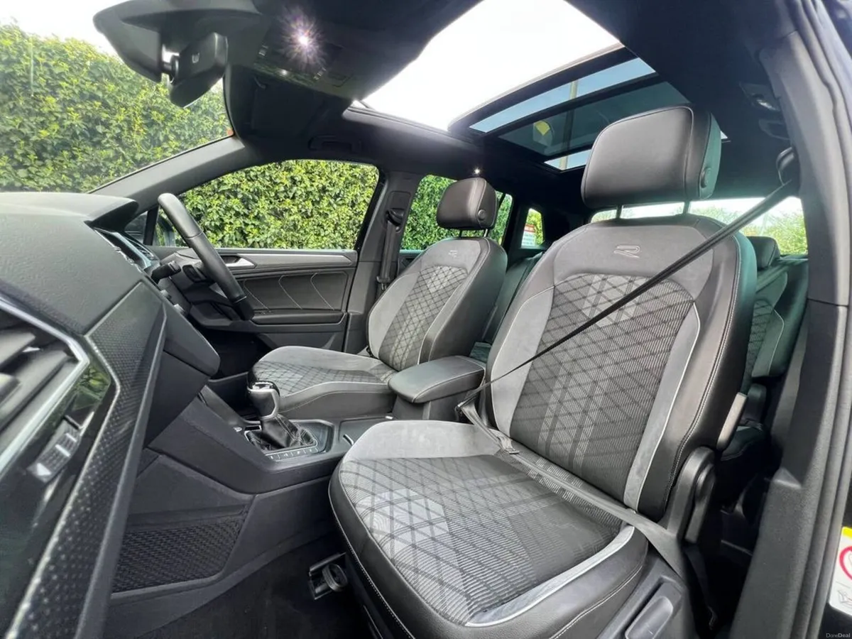 Volkswagen Tiguan R-LINE 1.4 HYBRID // OPENING PAN - Image 2