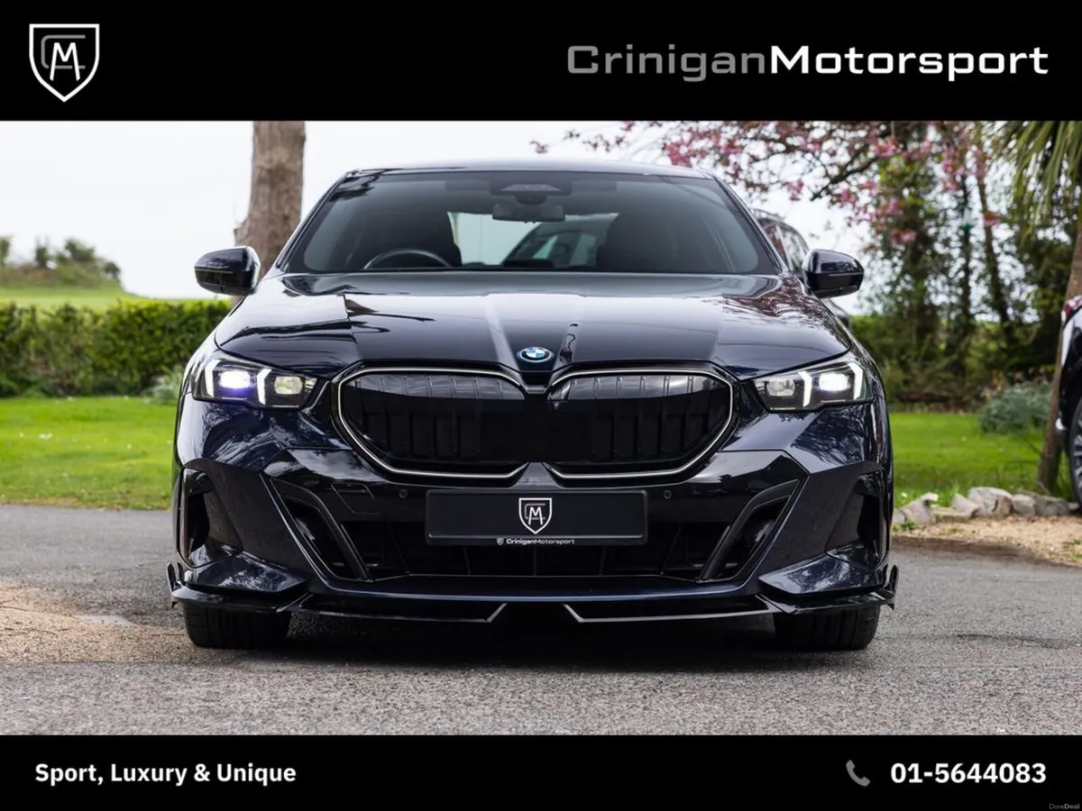BMW 5-Series 550e xDrive M Sport Pro - Image 4