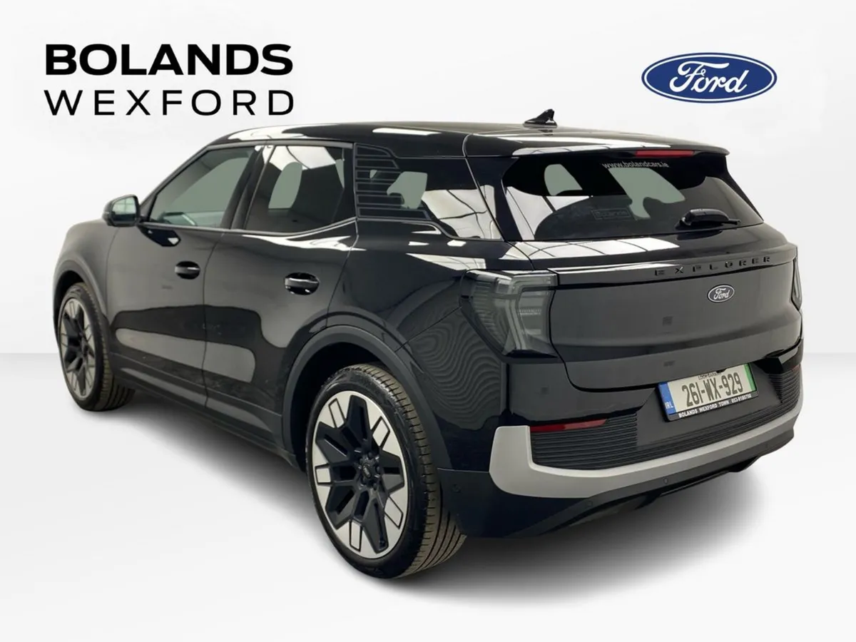 Ford Explorer Premium 77kWh Extended Range RWD - Image 4