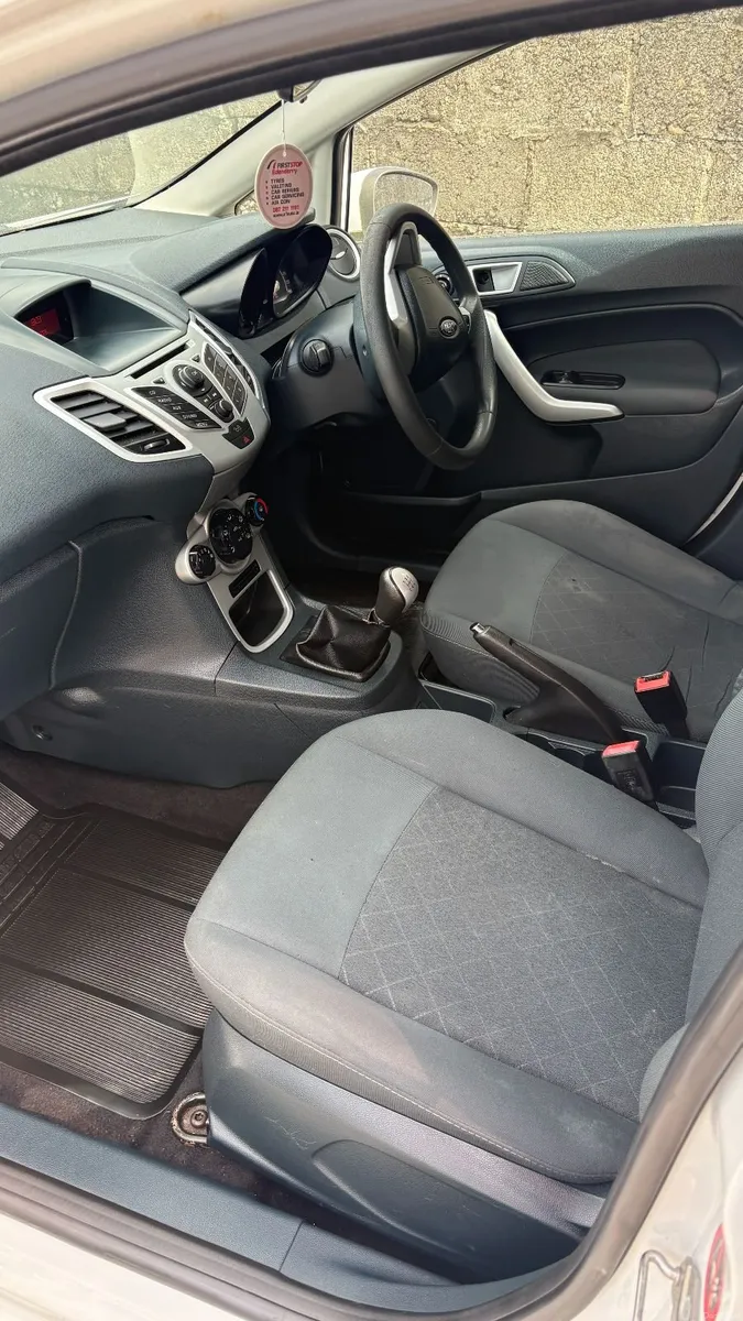 2012 Ford Fiesta 1.25 Petrol - Image 4