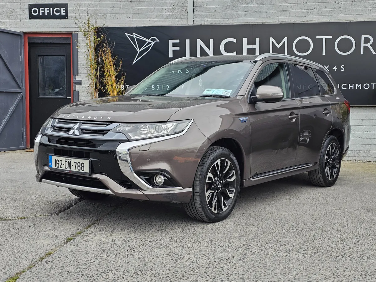MITSUBISHI OUTLANDER PHEV // NCT AND TAX - Image 3