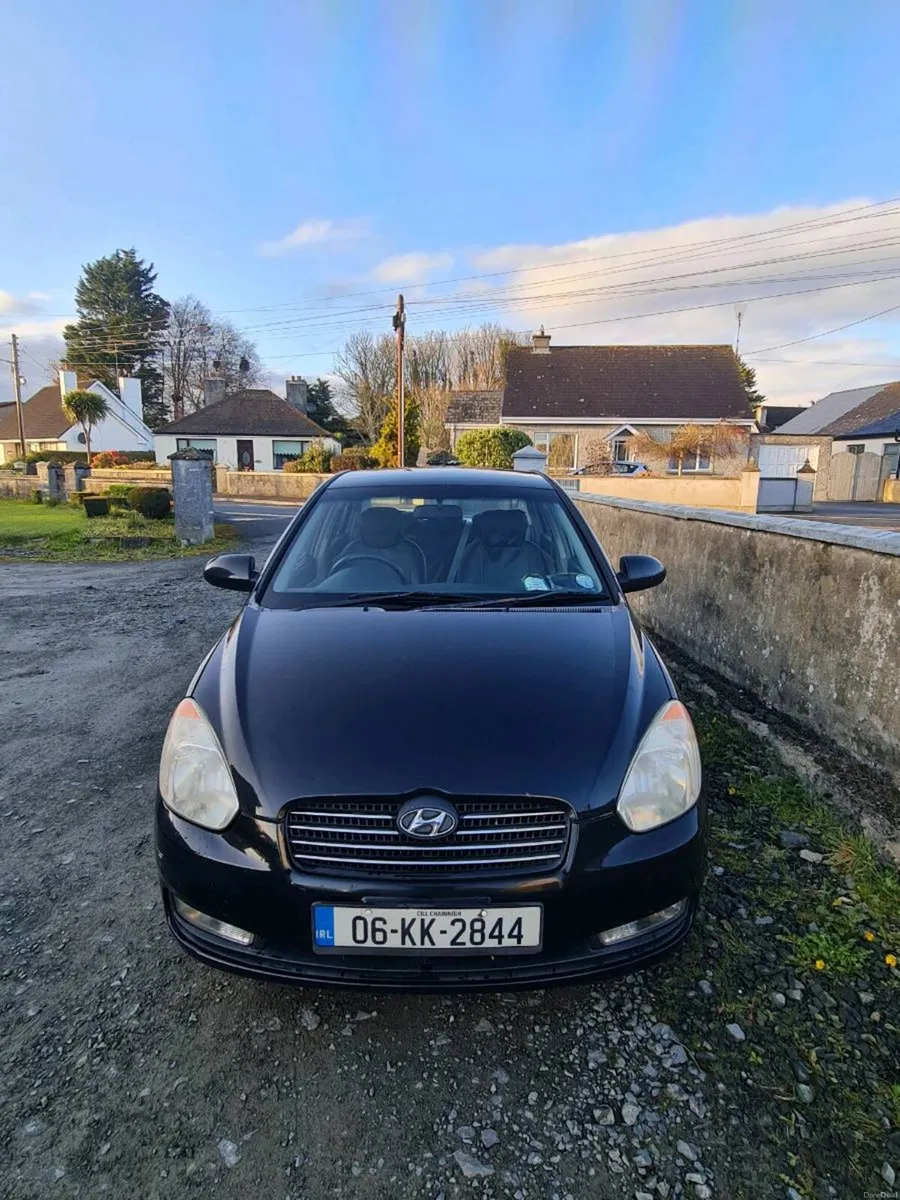Hyundai Accent - Image 3