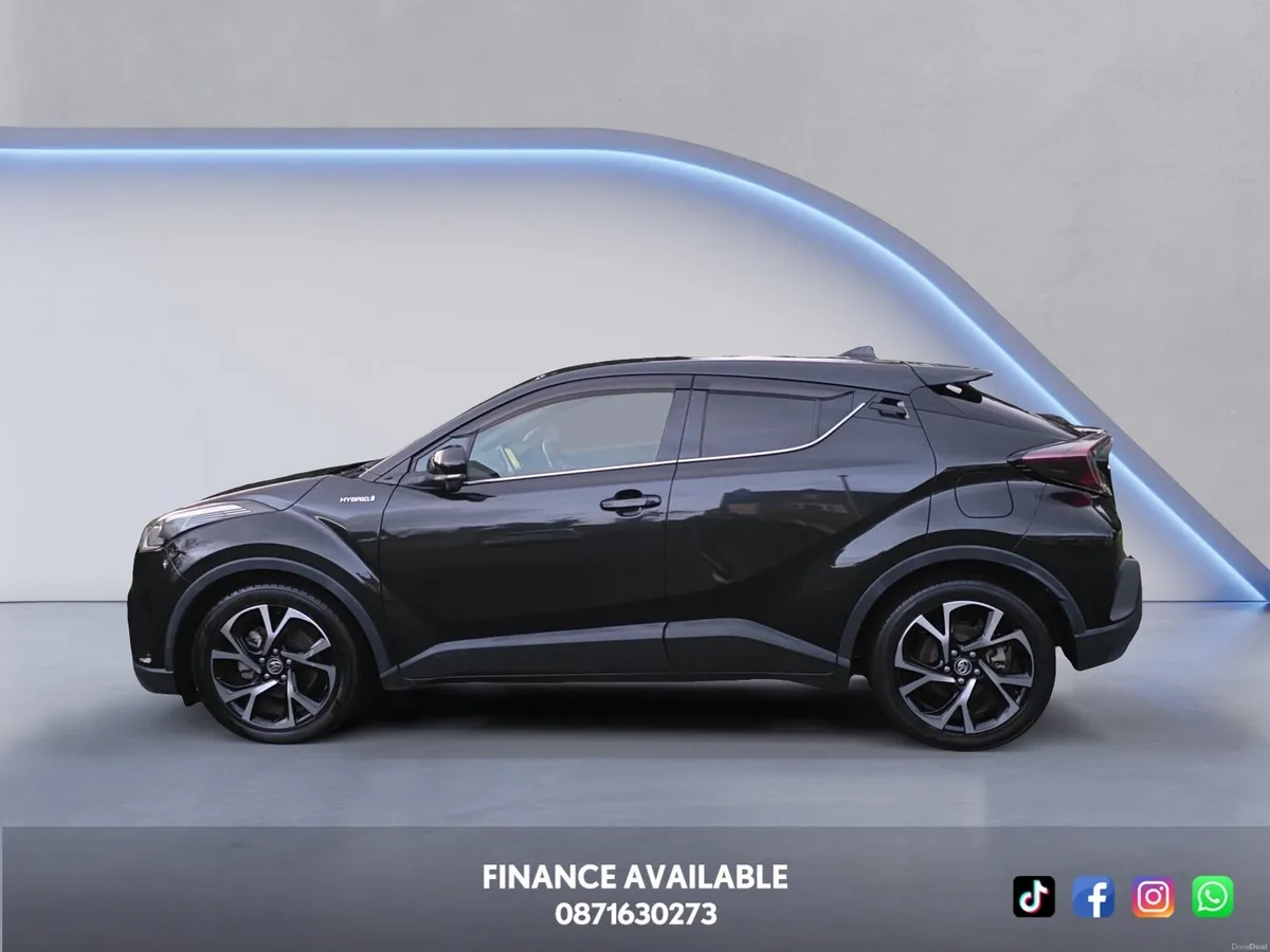 2017 Toyota C-HR 1.8 Petrol Automatic G Package - Image 3