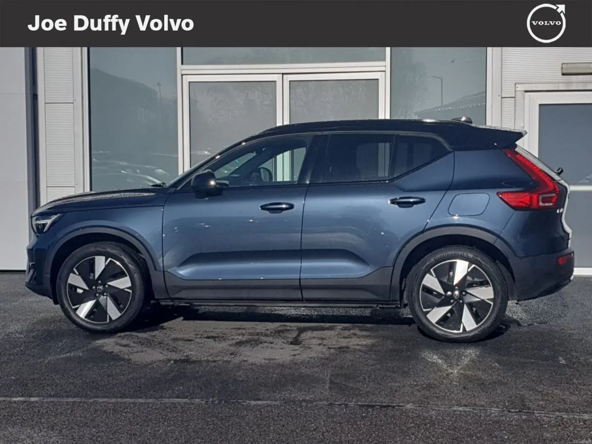 Volvo EX40 Single Motor Electric Plus - Image 4