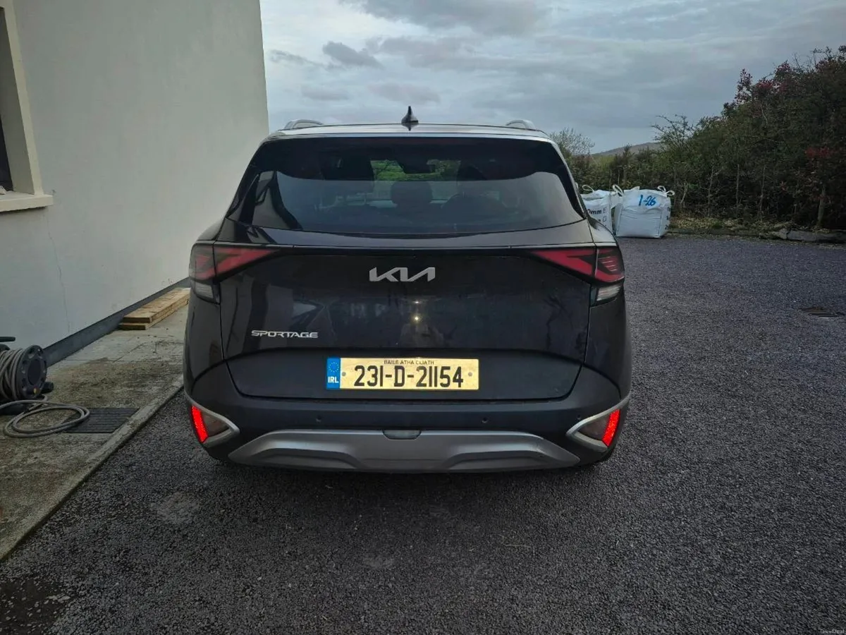 Black kia sportage 231 - Image 2