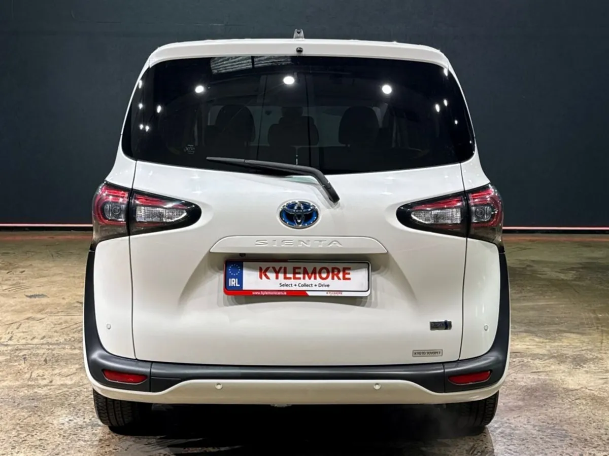 Toyota Sienta 1.5 HYBRID - 7 SEATER - BLACK HALF L - Image 4