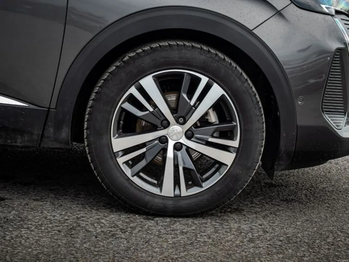 Peugeot 3008 FL Allure 1.5 HDI 130 6.4 4DR - Image 2