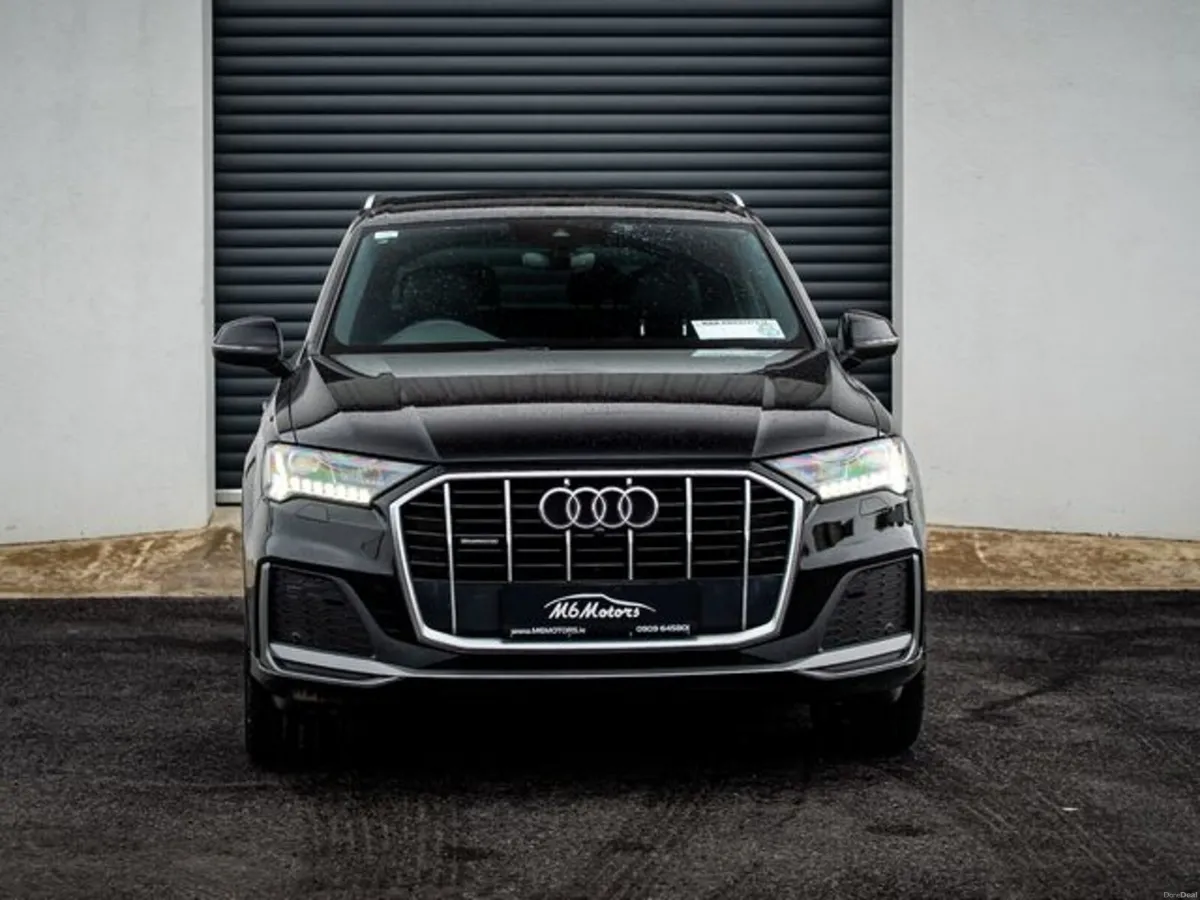 Audi Q7 3.0 TDI S Line *DIESEL 7 SEATER* - Image 2