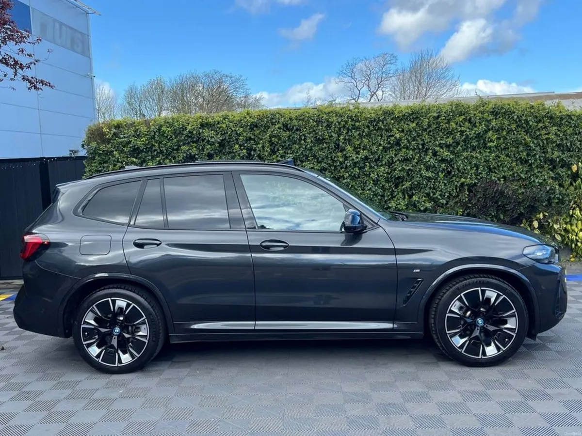BMW iX3 M-SPORT PRO ** HUGE SPEC ** // OPENING PAN - Image 3