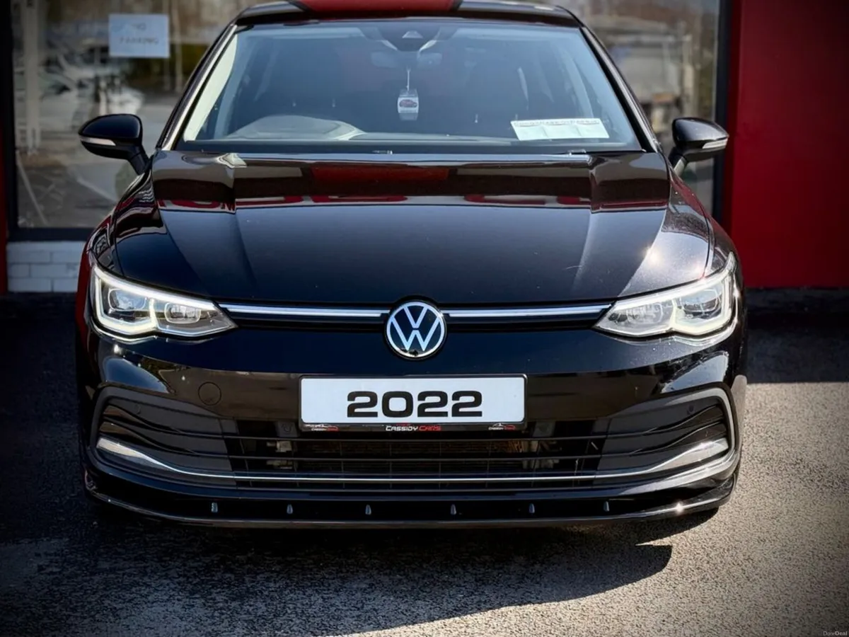 Volkswagen Golf STYLE TSI DSG // SAME DAY FINANCE - Image 2