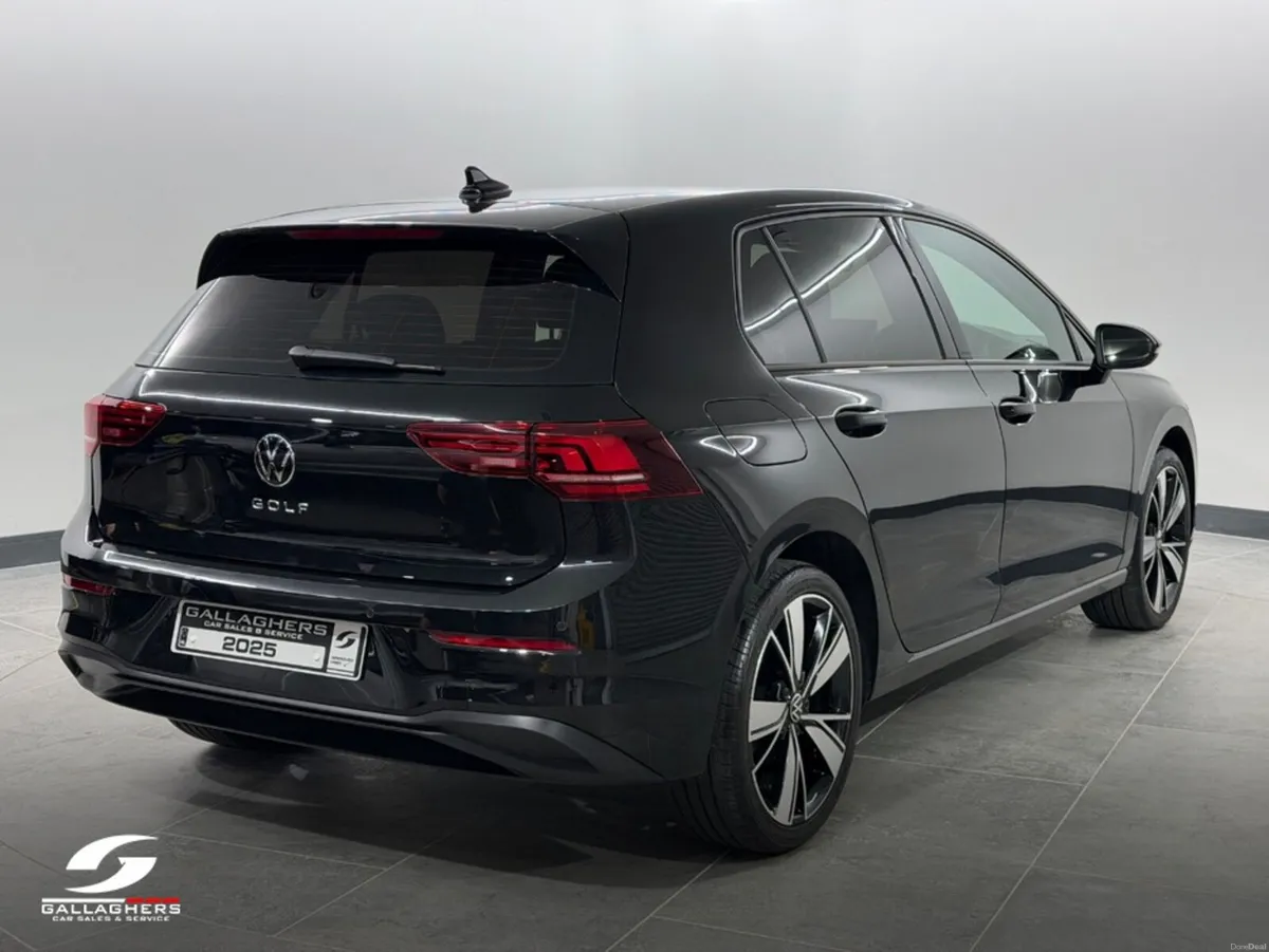 Volkswagen Golf (251) LIFE 1.0 TSI ONLY 1219 MILES - Image 4