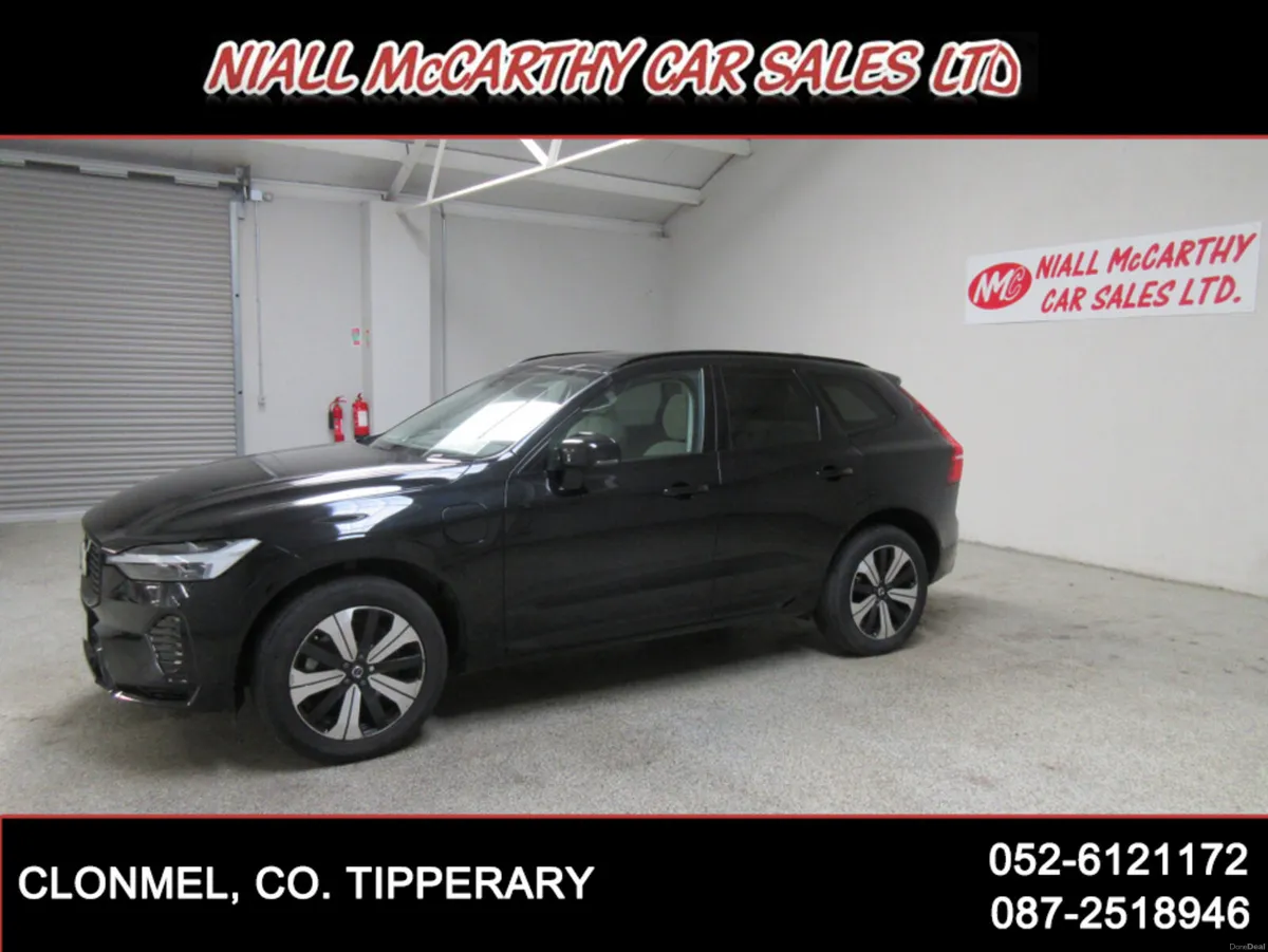 Volvo XC60 T6 PHEV PLUS DARK AWD AUTO - PAN ROOF - - Image 3