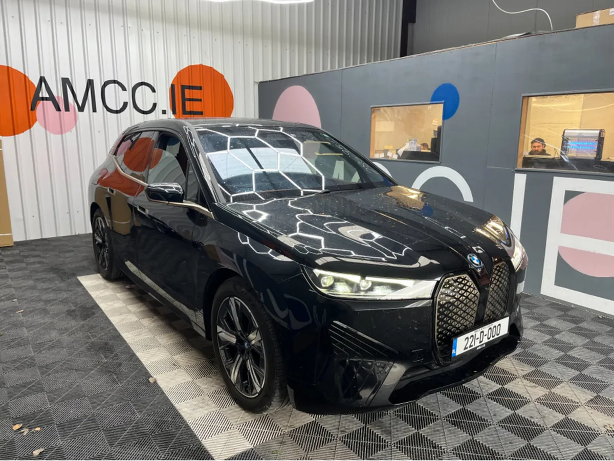 BMW iX €39950 2022 BMW IX XDRIVE 40 SPORT PACKAGE - Image 1
