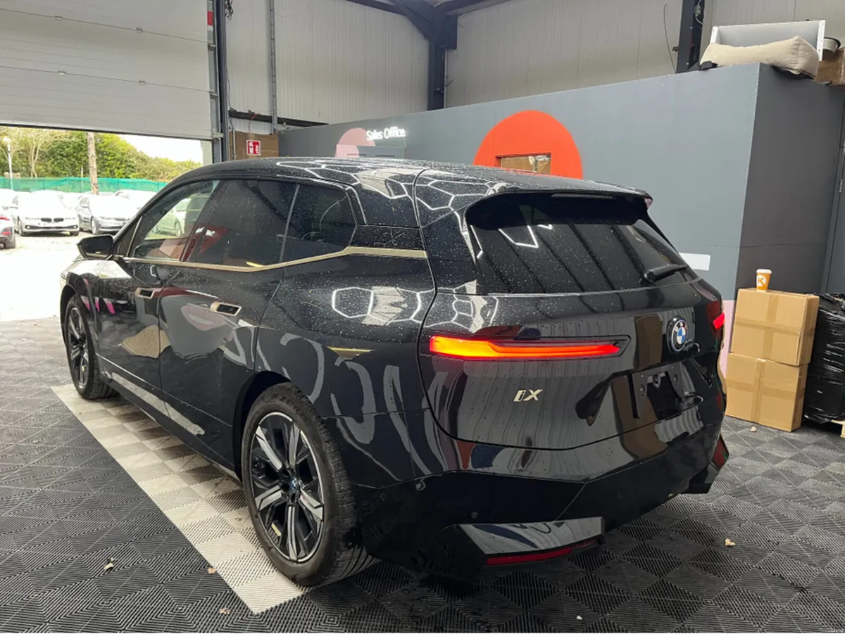 BMW iX €39950 2022 BMW IX XDRIVE 40 SPORT PACKAGE - Image 4
