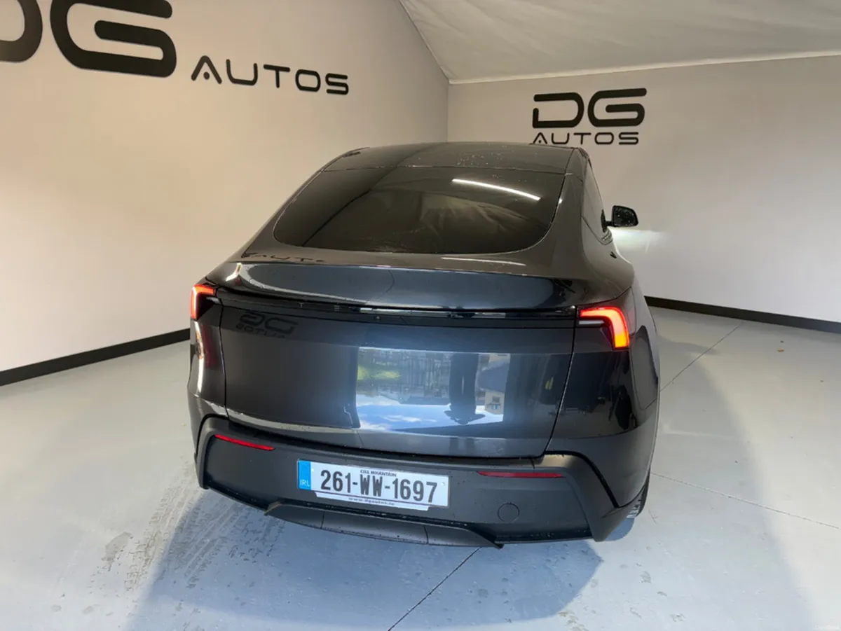Tesla Model Y IN STOCK- RWD 500km range  5DR AUTO - Image 4