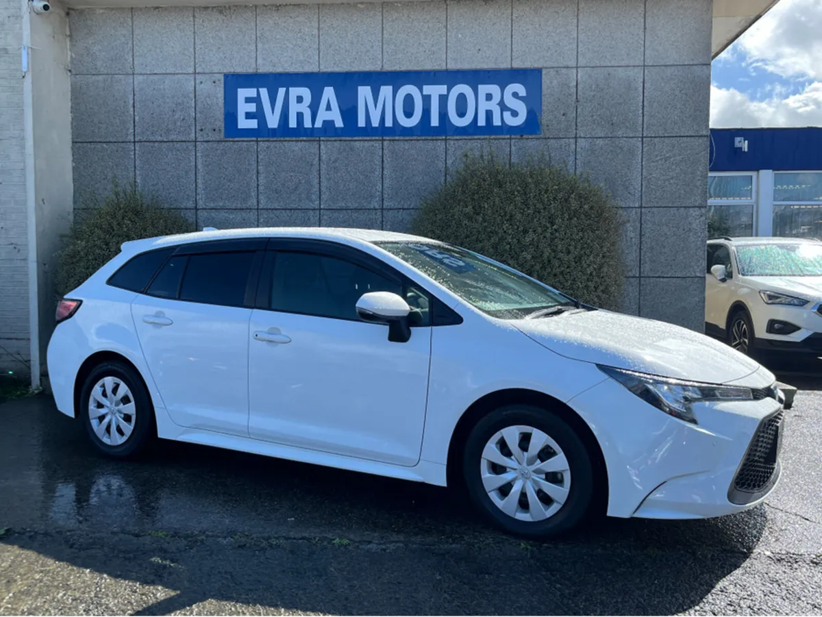 Toyota Corolla TOURING ESTATE HYBRID AUTOMATIC 1.8 - Image 3