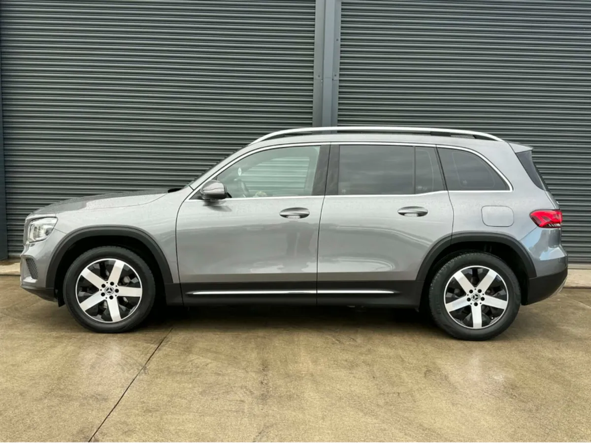 Mercedes-Benz GLB 180 D AUTO 5 5DR - Image 4