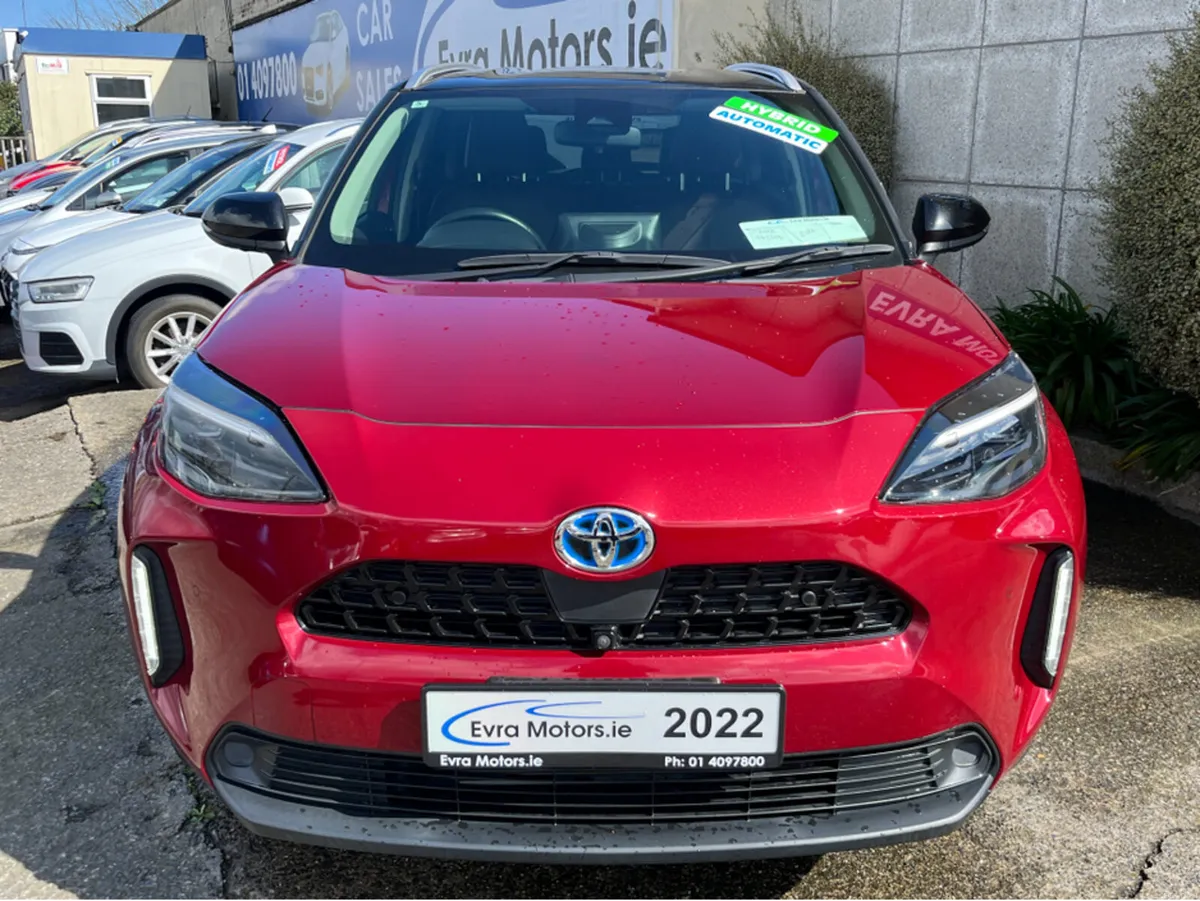 Toyota Yaris Cross Z HYBRID AUTOMATIC 1.5 PETROL / - Image 3