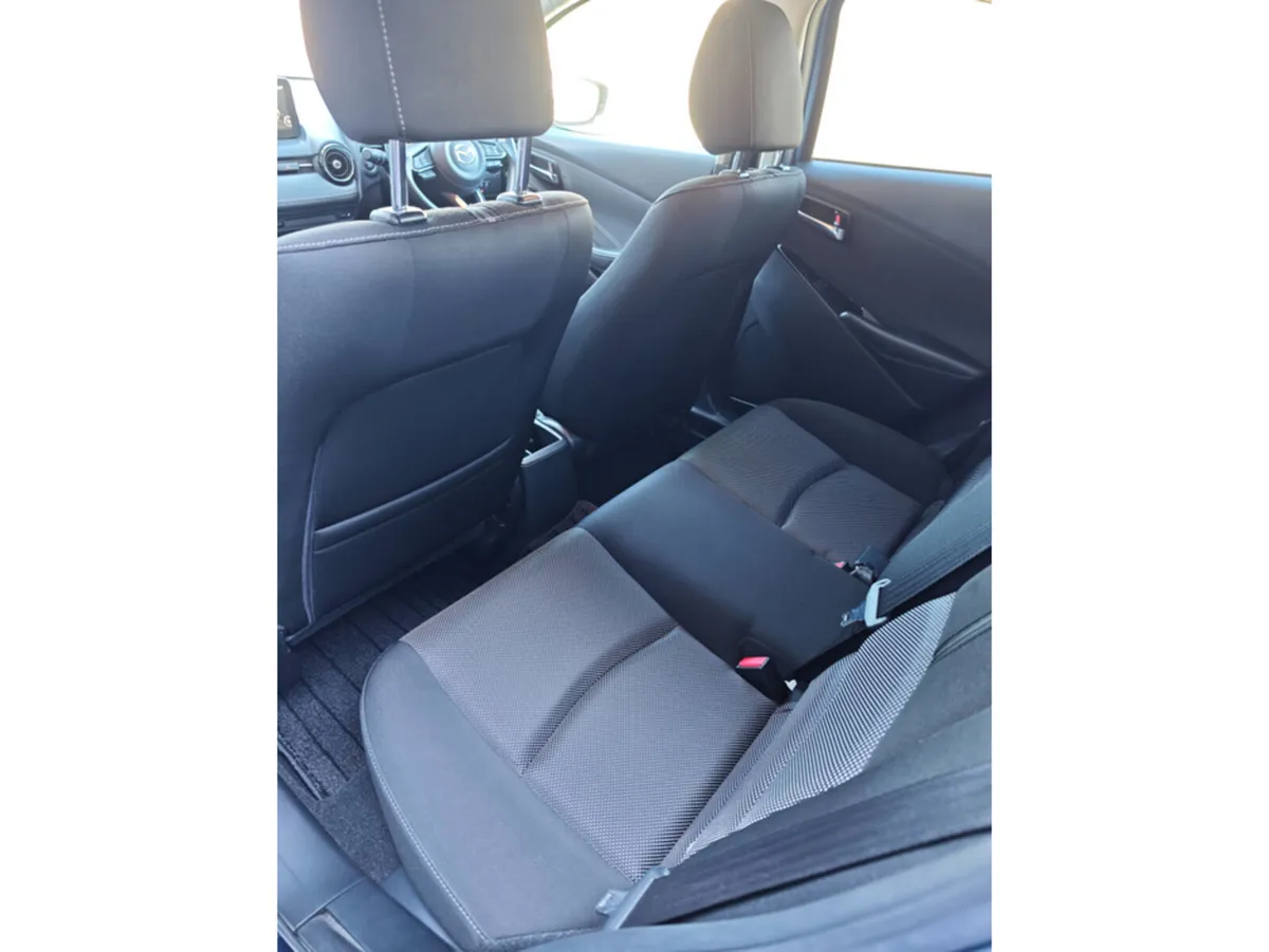 Mazda Demio //BEAUTIFUL COLOUR//5DR AUTO SPORTS TO - Image 4